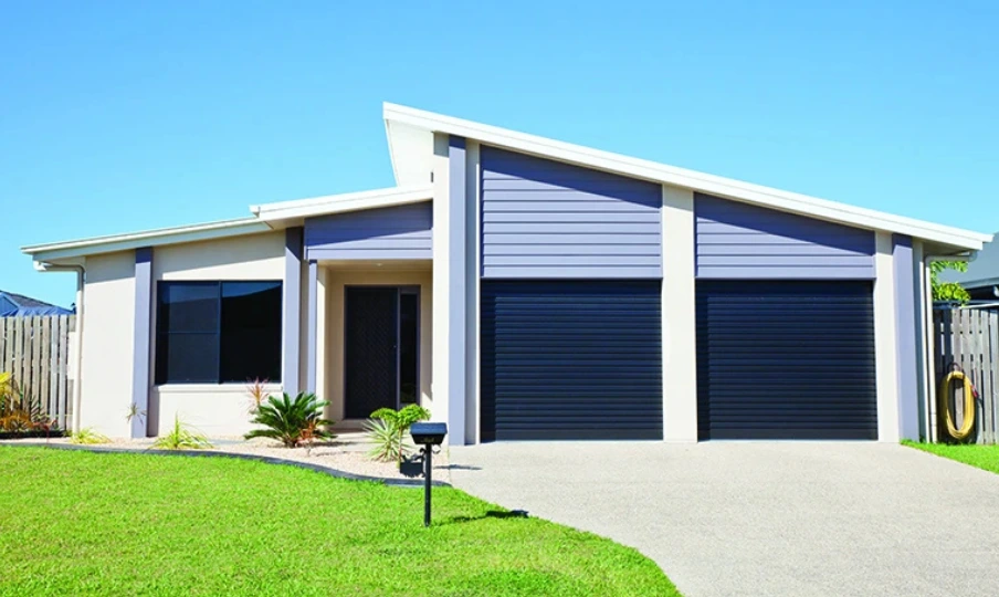 DOMINATOR SERIES A  - DOMESTIC ROLLER DOOR